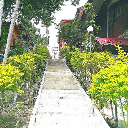 Mitkhoonyoum Hotel Ban Khun Yuam Экстерьер фото