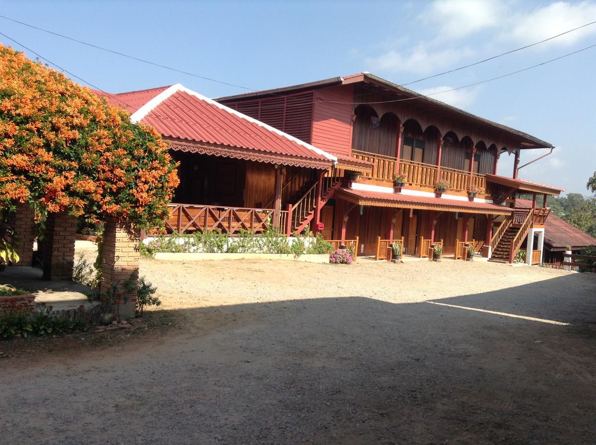 Mitkhoonyoum Hotel Ban Khun Yuam Экстерьер фото