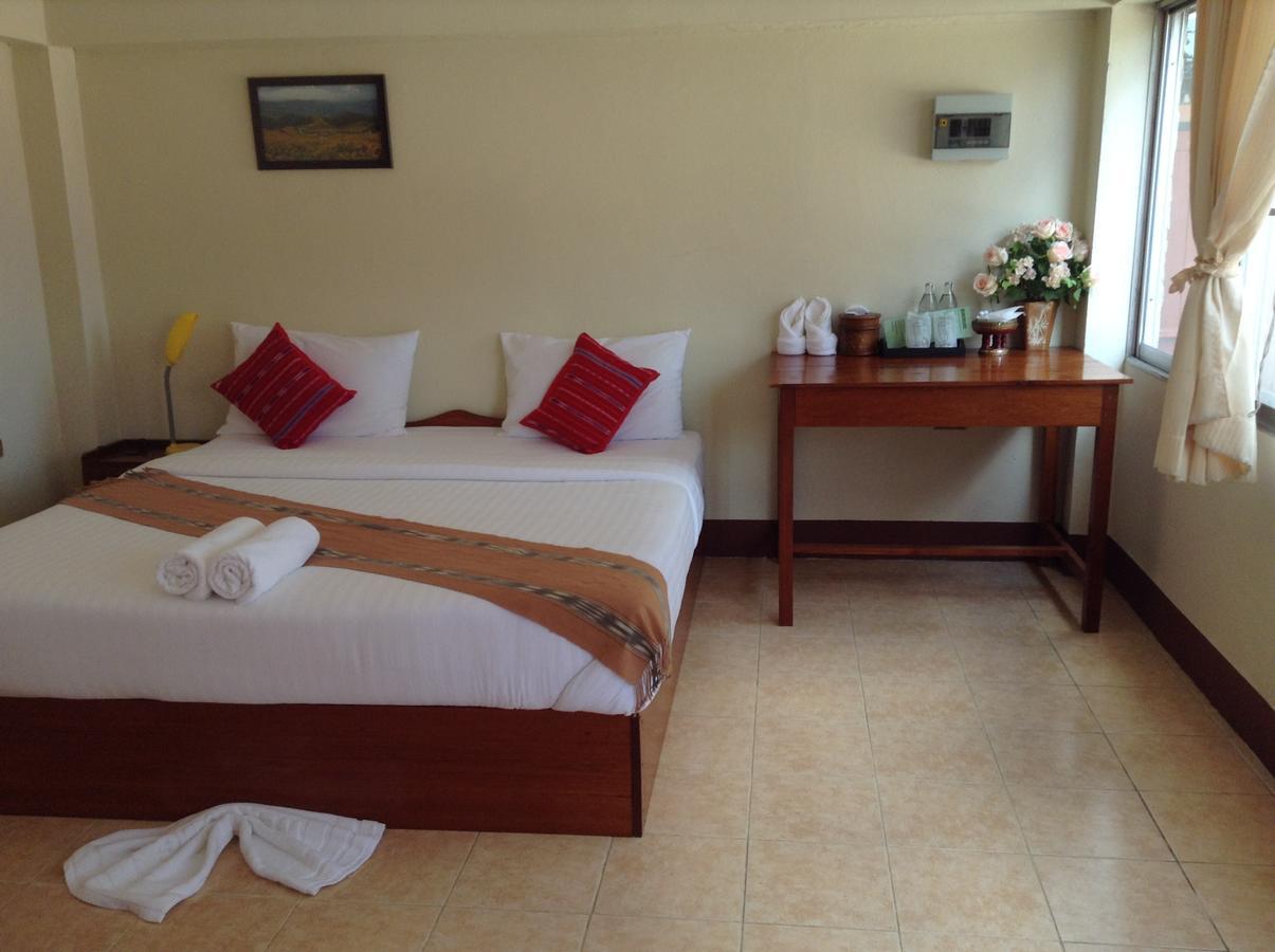 Mitkhoonyoum Hotel Ban Khun Yuam Экстерьер фото