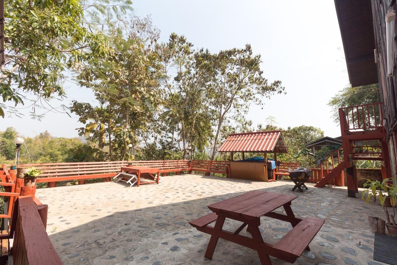 Mitkhoonyoum Hotel Ban Khun Yuam Экстерьер фото