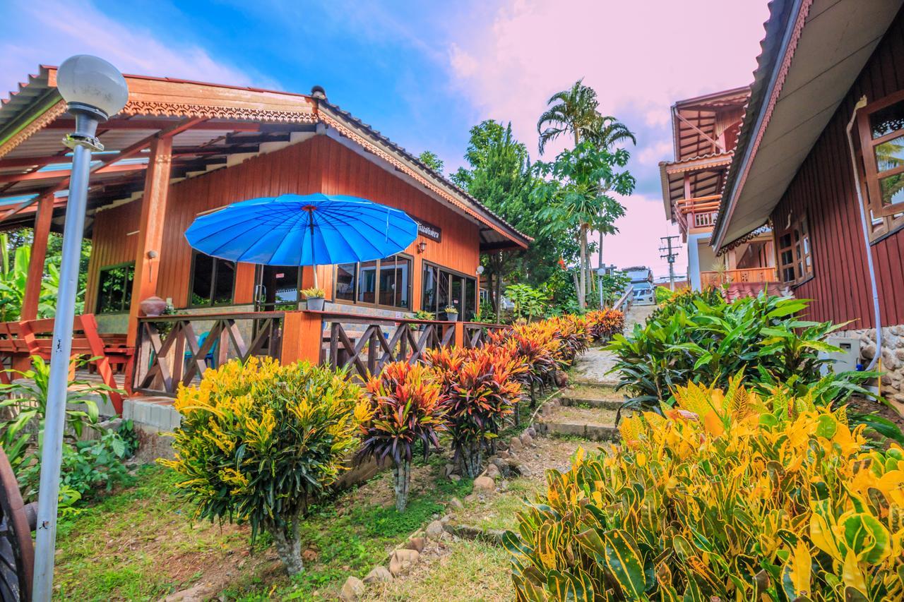 Mitkhoonyoum Hotel Ban Khun Yuam Экстерьер фото